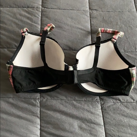 Victoria’s Secret Pajama Shirt & Matching Bra - Picture 11 of 16